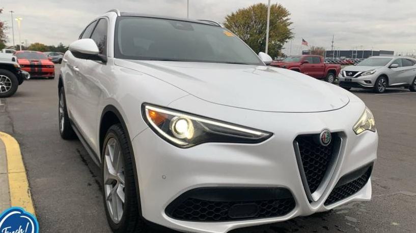 ALFA ROMEO STELVIO 2018 ZASFAKBN8J7B96698 image